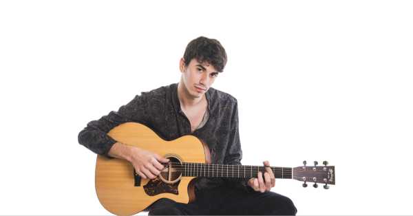 Junior V, il singolo "Odore d'Incenso" segna la maturità artistica tra indie folk e pop internazionale
