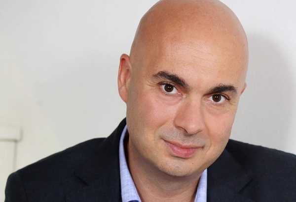 Oggi in TV: ""#maestri" tra lingua italiana e arte della cucina". Su Rai3 i segreti del testo argomentativo e le virtù dell'uovo