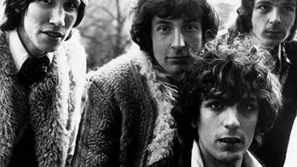Stasera in TV: "Un "Ghiaccio bollente" con i Pink Floyd". Su Rai5 (canale 23) "Behind The Wall"