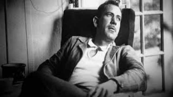 Stasera in TV: "Steinbeck e il Vietnam in guerra". Su Rai Storia (canale 54) il reportage di un Nobel Stasera in TV: "Steinbeck e il Vietnam in guerra". Su Rai Storia (canale 54) il reportage di un Nobel 