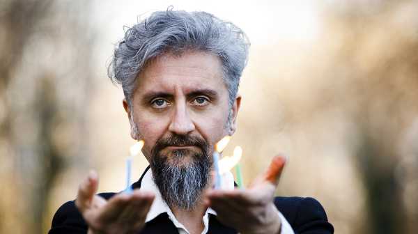 Stasera in RADIO: "Per Il teatro di Radio3 "Dieci serate d'estate"". Un progetto settimanale da non perdere. L'apertura affidata ad Ascanio Celestini