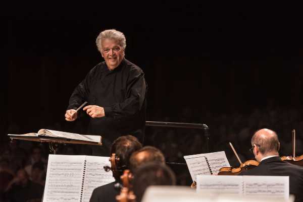 "L’Eroica": Il quarto appuntamento della Beethoven Summer è targato Claus Peter Flor