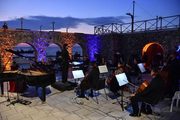 Magna Grecia Festival: “Nino Rota Tribute” nell’Arena Peripato Magna Grecia Festival: “Nino Rota Tribute” nell’Arena Peripato