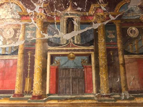POMPEI novità per gli accessi. Parte l’APP MY POMPEII per una visita in tutta sicurezza. Apre la VILLA DI POPPEA con ingressi contingentati