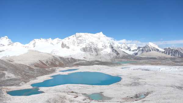 Oggi in TV: L'ultima tappa dei "Sentieri himalayani" Con Rai5 a piedi verso il Gangkhar Puensum