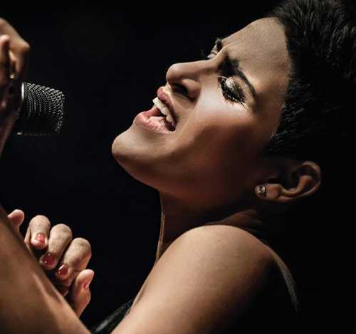 MAGNA GRECIA FESTIVAL - Stasera chiusura con "tutto esaurito" KARIMA CANTA BACHARACH
