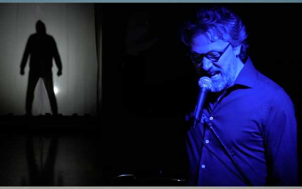 Al Verdi di Padova BINARIO VIVO, produzione di TOP Teatri Off Padova diretta a interpretata da Loris Contarini