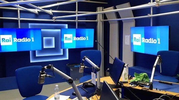 Oggi in Radio: Motociclismo, Formula1 e Tutto il calcio minuto per minuto con Roma-Juventus nel weekend sportivo di Radio1