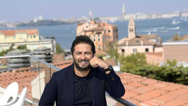 Stasera in Tv: Primo Set su Rai2 - Una visita nei teatri di posa de "L'Allieva"