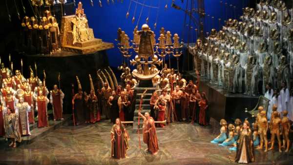 Oggi in TV: Domenica all'opera con Rai5 (canale 23) - Ferzan Özpetek e l'Aida