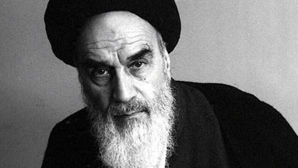 Oggi in TV:A "Passato e Presente" la rivoluzione iraniana - Su Rai3 la storia dell'ayatollah Khomeini