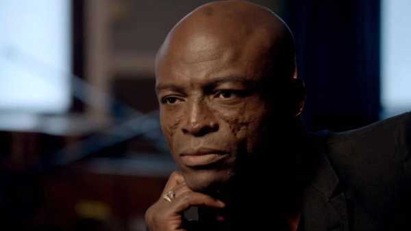 Seal, una delle voci più interessanti della musica britannica a esordire negli anni Novanta, racconta il processo creativo e l’evoluzione della sua musica nel nuovo episodio della serie “The Great Songwriters”, in onda mercoledì 30 settembre alle 23.45 su Rai5. In studio con Seal, il chitarrista e collaboratore Gus Isidore: insieme interpretano in presa diretta versioni acustiche di Killer, Crazy, Kiss from a Rose e Prayer for the Dying. La serie propone sei ritratti originali di cantautori leggendari che svelano i processi creativi dietro la composizione di brani diventati cult. Negli episodi successivi, saranno protagonsiti The Flaming Lips, Rickie Lee Jones e Paul Anka.
