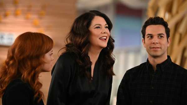 Oggi in TV: "Lo straordinario mondo di Zoey" (Zoey's Extraordinary Playlist) su RaiPlay - Dal 30 settembre i successivi tre episodi in esclusiva prima visione per l'Italia