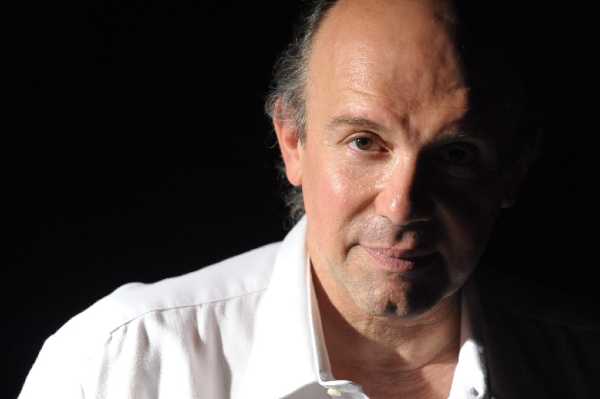 GARIBALDI EN SICILE - Elio De Capitani e Sentieri selvaggi ai Giardini della Filarmonica per omaggio agli 80 anni di Marcello Panni con un'opera garibaldina sulla spedizione dei Mille del festeggiato compositore