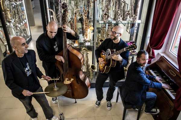 Museo del Saxofono: THE JAZZ RUSSELL & FRIENDS