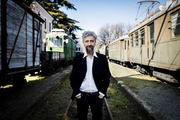 Romaeuropa: Ascanio Celestini e il PMCE oggi e domani in prima assoluta con Pierino e il lupo e Pulcinella al PDM