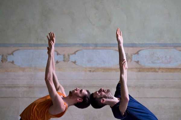 Il Centro nazionale di produzione della danza Virgilio Sieni presenta nell'ambito di Cantieri Culturali Firenze il progetto Long Playing