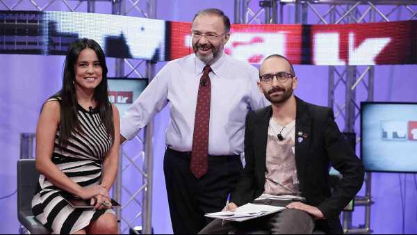 Oggi in TV: A "Tv Talk" su Rai3 approfondimento sui temi della settimana. Tra gli ospiti di Massimo Bernandini Monica Maggioni e Serena Bortone