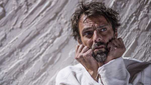 Stasera in TV: Su Rai5 (canale 23) "Alessandro Preziosi. Eroe, poeta, navigante" - In scena "Vincent Van Gogh. L'odore assordante del bianco"