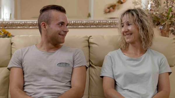 Stasera in TV: "Tutto su mia madre" su Rai3 - Cinque nuove storie ordinarie e straordinarie di madri italiane