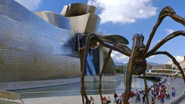 Oggi in TV: Prospettive su Frank Gehry - Su Rai5 (canale 23) un grande maestro dell'architettura
