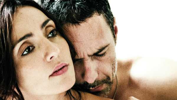 Stasera in TV: Su Rai Movie (canale 21) "La scelta" - Raoul Bova e Ambra Angiolini in un film diretto da Michele Placido
