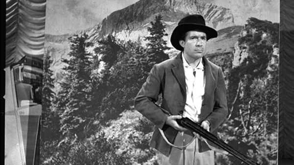 Oggi in TV: Trent'anni senza Tognazzi: il ricordo di Rai Cultura - Su Rai Storia un ritratto dell'attore e su Rai5 "Il commissario Pepe"