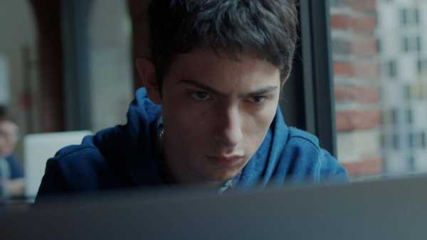 Oggi in TV: Su RaiPlay arriva Stalk, serie francese sullo stalking - In esclusiva per l'Italia i dieci episodi