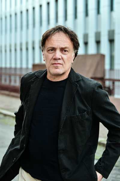 Francesco Acquaroli è tra i protagonisti di "Fargo", "Suburra", "Il giorno e la notte" e "Alfredino - una storia italiana"