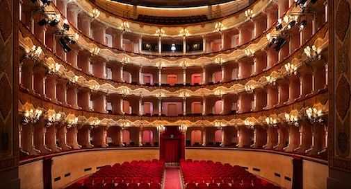 In diretta streaming e senza pubblico il debutto della Tosca sul palco del Teatro Del Monaco