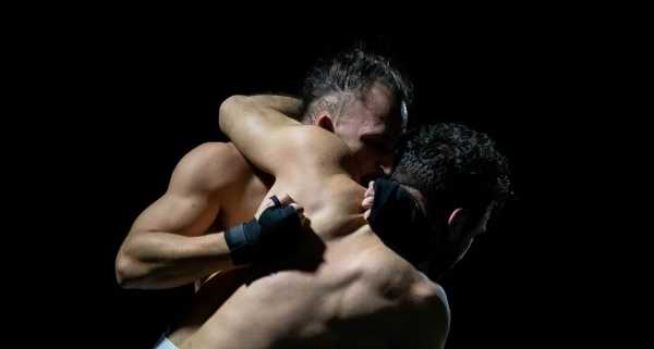 INTERPLAY/20 incontra TORINODANZA. S DANCE COMPANY in "Vincere! Vincere! Vincere?"