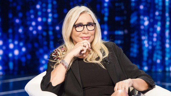 Renato Zero ospite d'eccezione a "Domenica In" Su Rai1 in diretta dagli Studi "Fabrizio Frizzi" con Mara Venier