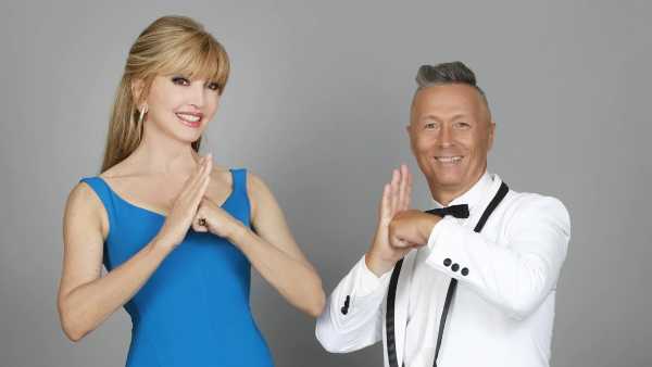 Stasera in TV: Su Rai1 "Ballando con le stelle". Milly Carlucci ricorda Gigi Proietti