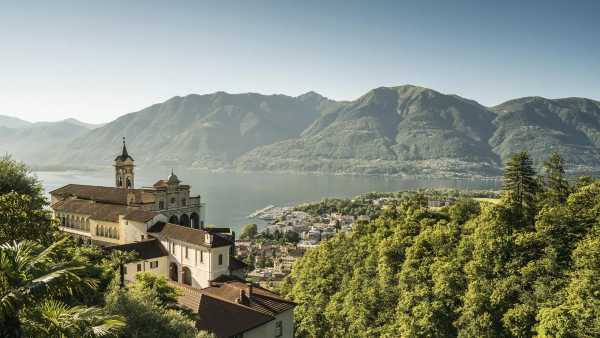 Oggi in TV: Speciale "Paesi che vai… luoghi, detti, Comuni" su Rai1 - Tra Italia e Svizzera il culto della Madonna Nera