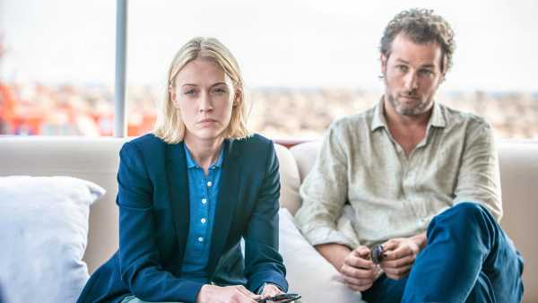 Stasera in TV: Su Rai Premium la nuova serie poliziesca "Maiorca Crime" Con Elen Rhys e Julian Looman Stasera in TV: Su Rai Premium la nuova serie poliziesca "Maiorca Crime"  Con Elen Rhys e Julian Looman