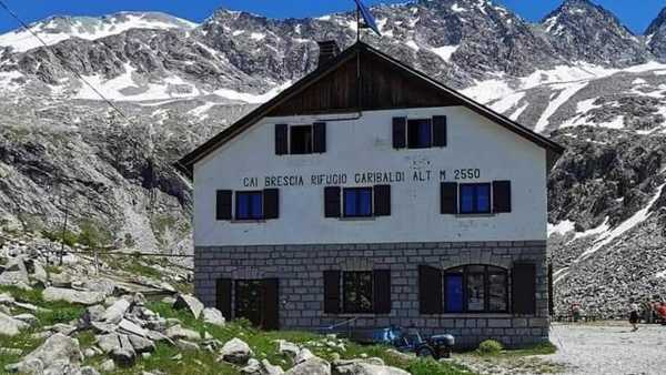 Oggi in Radio: Su RadioLive le meraviglie del rifugio Garibaldi all'Adamello - A "Il rifugio" con Ernesto Goio