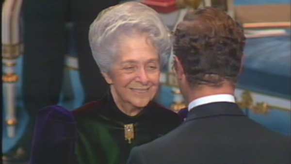 Oggi in TV: Rai2, a "Sorgente di Vita" omaggio a Rita Levi Montalcini - La puntata si aprirà con un ritratto di Renzo Gattegna