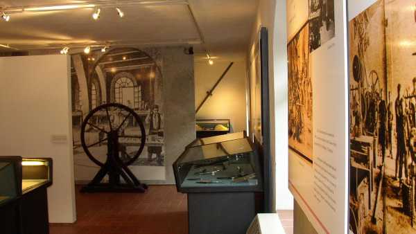 Il Museo dei Ferri Taglienti a "Passaggio a nord ovest" Su Rai1 con Alberto Angela