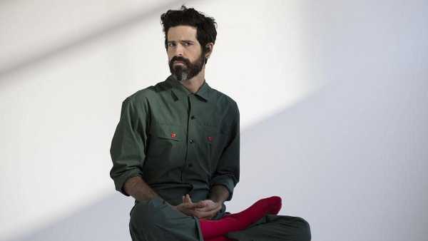 Stasera in Radio: Su Radio3 Devendra Banhart live at the Underground Museum - La registrazione dal vivo di un concerto del cantautore statunitense realizzato in tempi di pandemia 