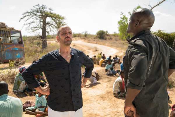 Oggi su Sky Cinema la prima tv di TOLO TOLO, la commedia campione d'incassi diretta, scritta e interpretata da CHECCO ZALONE