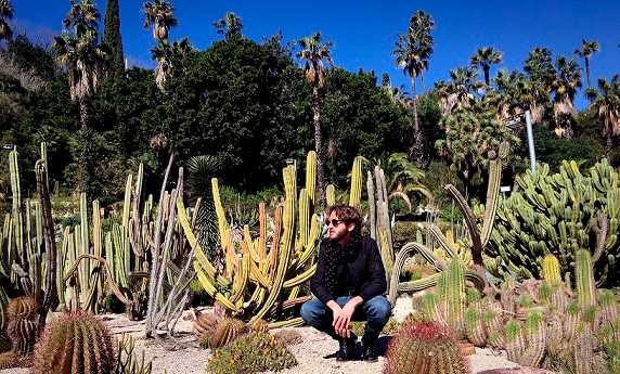 ENRICO BARAZZONI - è online il nuovo singolo VORREI VIVERE che anticipa l'uscita del nuovo disco IL NOSTRO GIARDINO