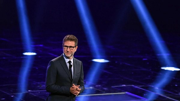 Stasera in TV: Tre grandi esclusive a Che Tempo Che Fa di Fabio Fazio - George Clooney, Robbie Williams e Claudio Baglioni