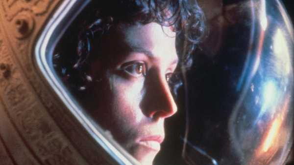 Stasera in TV: Rai4 (canale 21), con Wonderland "Dietro le quinte di Alien" - Il programma incontra Jonathan W. Rinzler