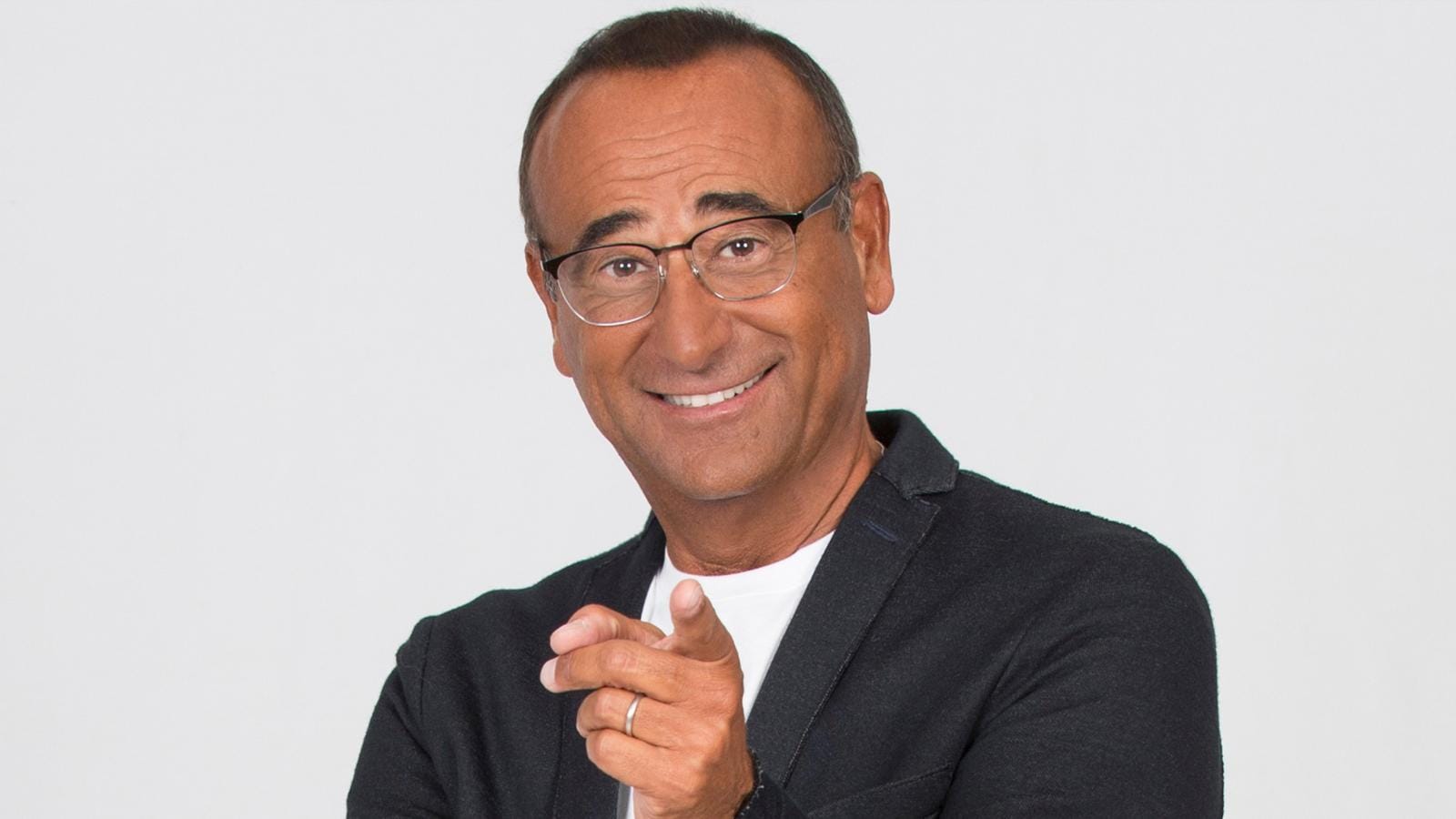 Stasera in TV: "Affari Tuoi (Viva gli sposi!)", un'inedita edizione condotta da Carlo Conti - Sette speciali in prima serata su Rai1 dal 26 dicembre