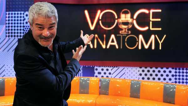 Stasera in TV: Su Rai2 "Voice Anatomy" con Pino Insegno - Tra gli ospiti della puntata Arisa e Marco Masini