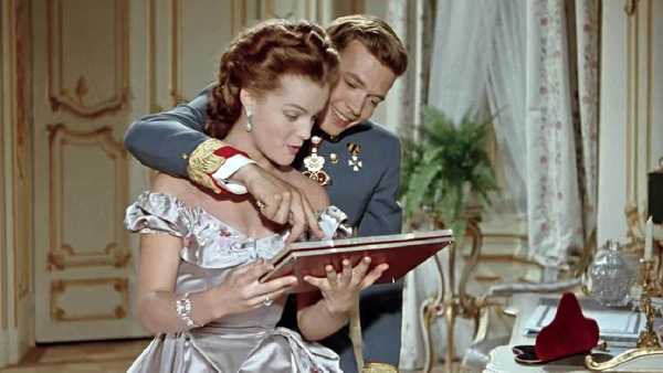 Stasera in TV: Su Rai Movie (canale 24) "Sissi - La giovane imperatrice" - Secondo capitolo della trilogia di film interpretati da Romy Schneider