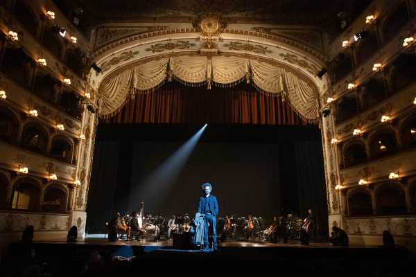 Dal teatro di Ferrara all'Italia con Baricco, Cristicchi, in attesa di Gabbani Griminelli