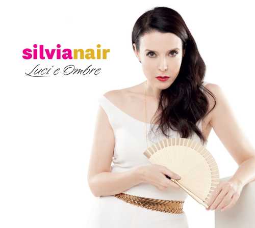 SILVIA NAIR: mini concerto in diretta streaming, uno speciale appuntamento natalizio piano e voce ricco di sorprese