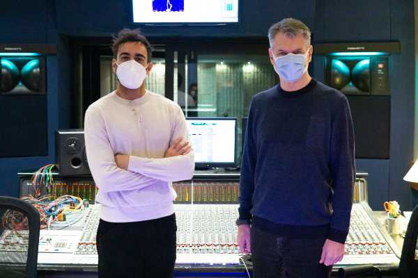 MARCO MENGONI - Prosegue il “IL RIFF DI MARCO MENGONI” - Protagonista del nuovo appuntamento l’astronauta Paolo Nespoli