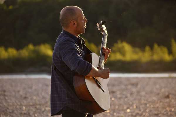 Ecco “UN POSTO”, il brano di PIERO SIDOTI, che anticipa l’album in uscita nel 2021